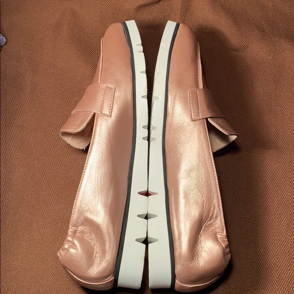 NWT AGL Made in Italy leather slip ons copper gold